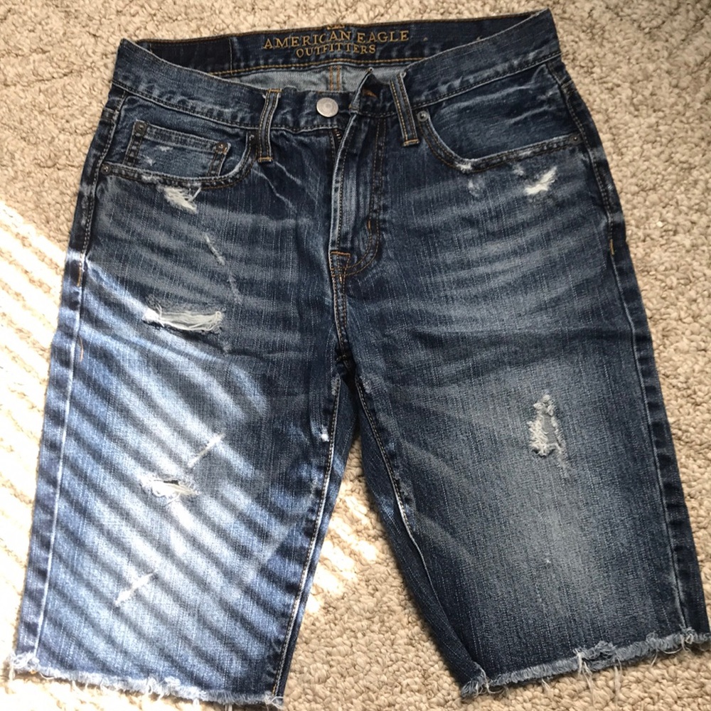 American Eagle men’s jean shorts sz 28